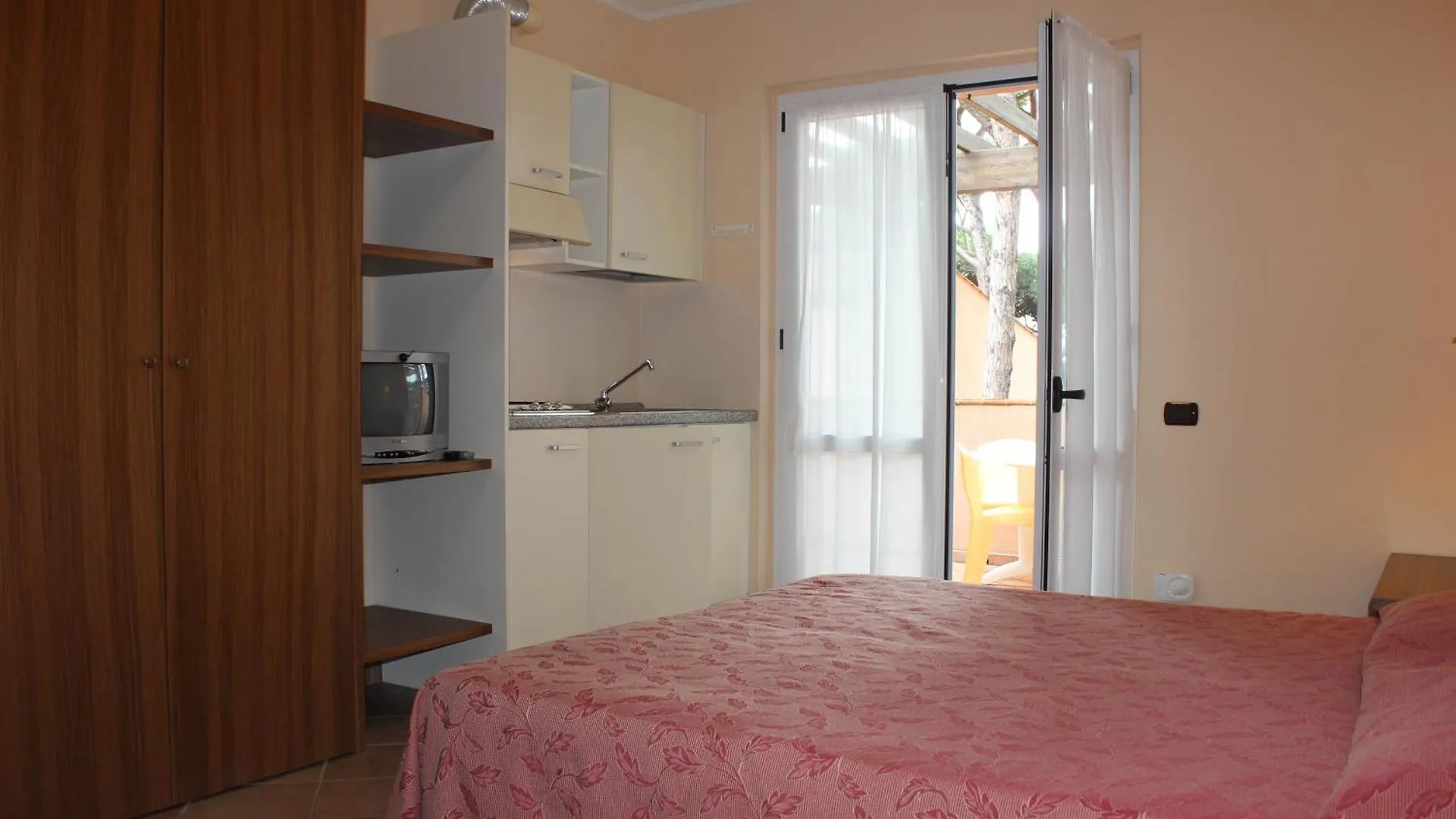 Aparthotel Corte Dei Tusci - Village Palace Puntone di Scarlino